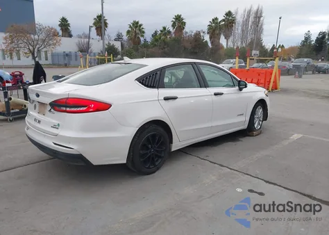 2019 Ford Fusion Hybrid Se z USA, uszkodzony, nr VIN 3FA6P0LU5KR175518